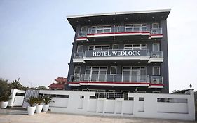 Hotel Wedlock Sector 47