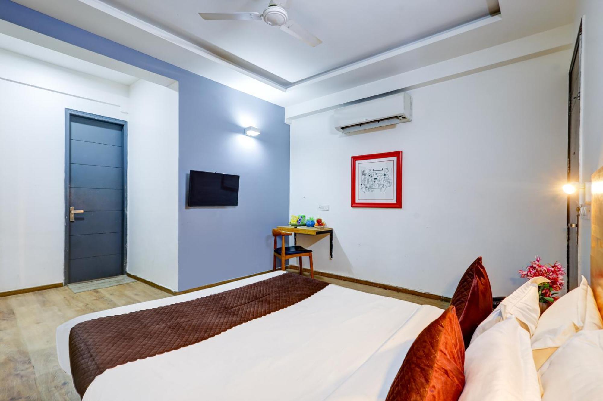 Hotel Wedlock Sector - 47 Gurgaon Exterior photo